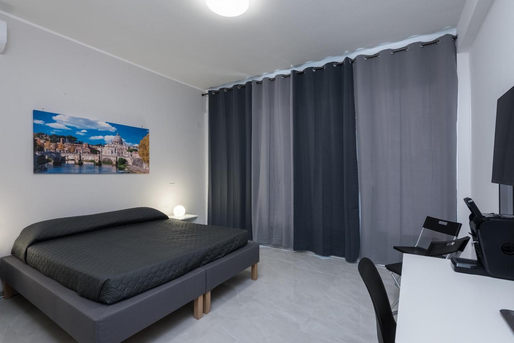 Travelershome Ciampino Airport Guesthouse 600M To Airport Экстерьер фото