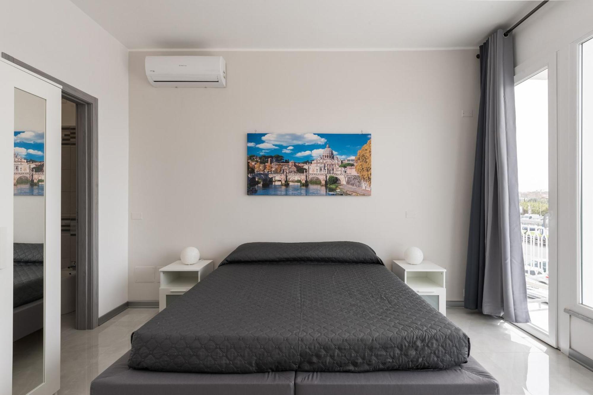 Travelershome Ciampino Airport Guesthouse 600M To Airport Экстерьер фото
