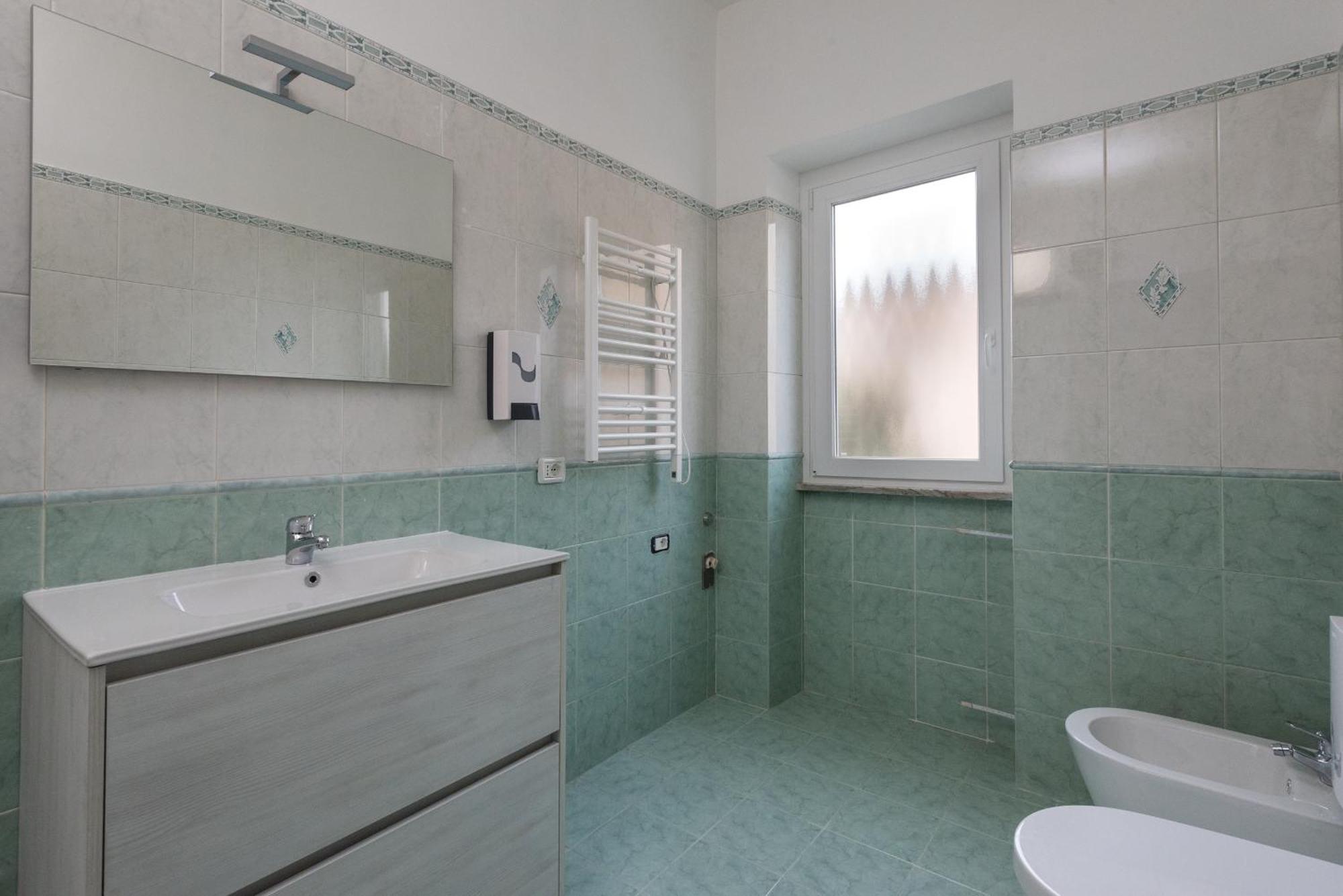 Travelershome Ciampino Airport Guesthouse 600M To Airport Экстерьер фото